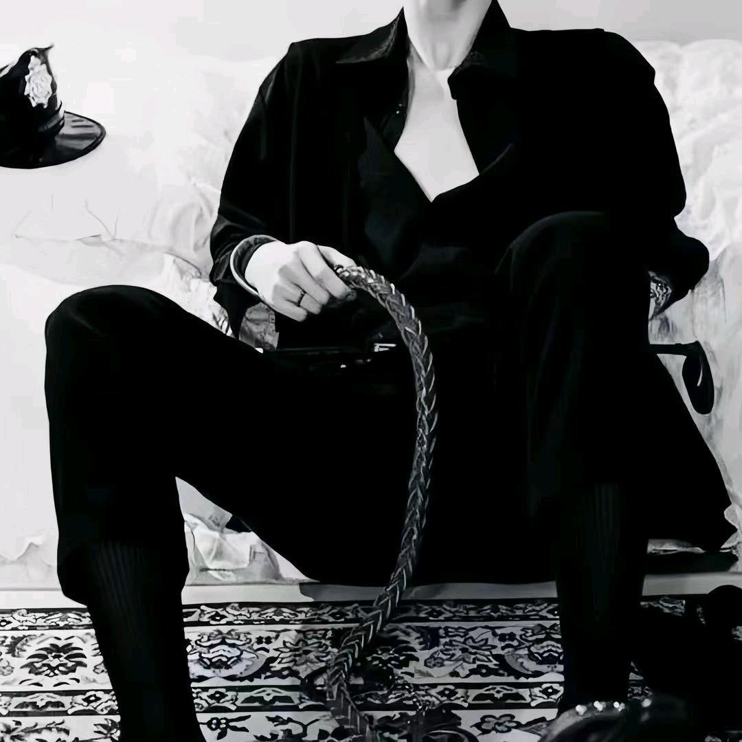 🕊꧔ꦿ᭄凉介꧔ꦿ᭄🕊