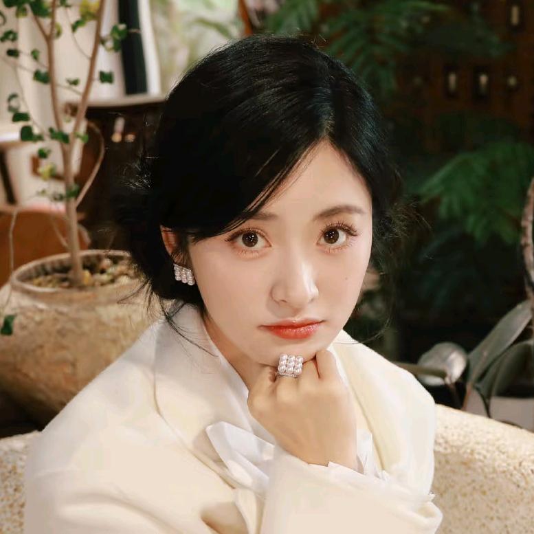 ୧⍤⃝🌸苦瓜老baby