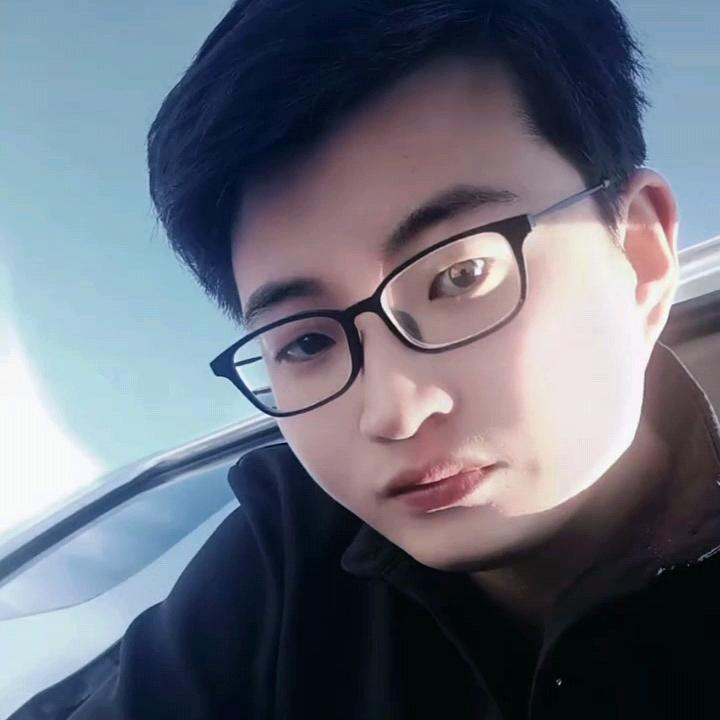 蜂 行  吴芊亿