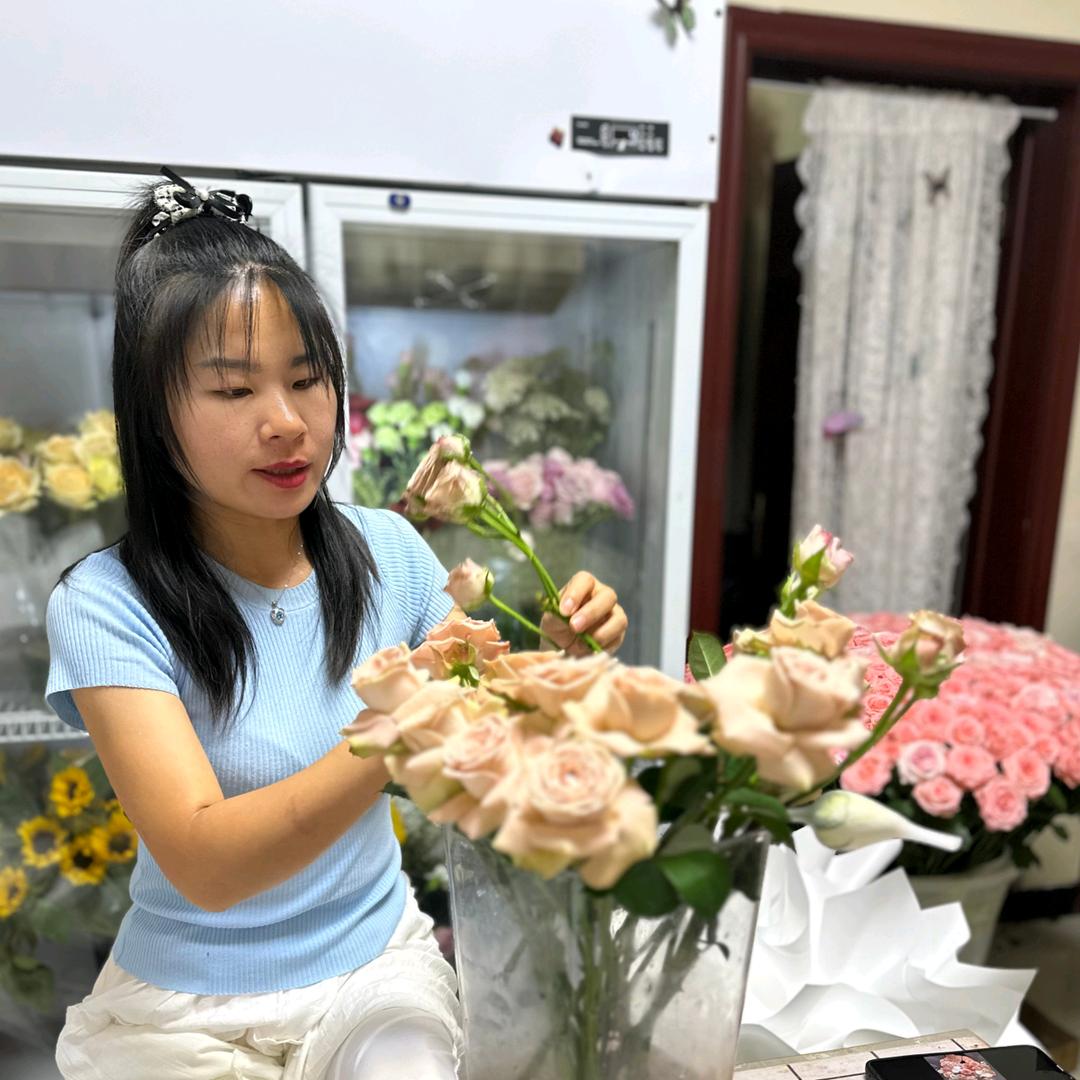 花艺 刘爽 （@花虫花艺）