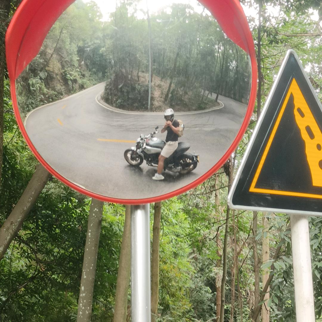 牛逼哄哄手工刀削面不好吃不要打我耳屎