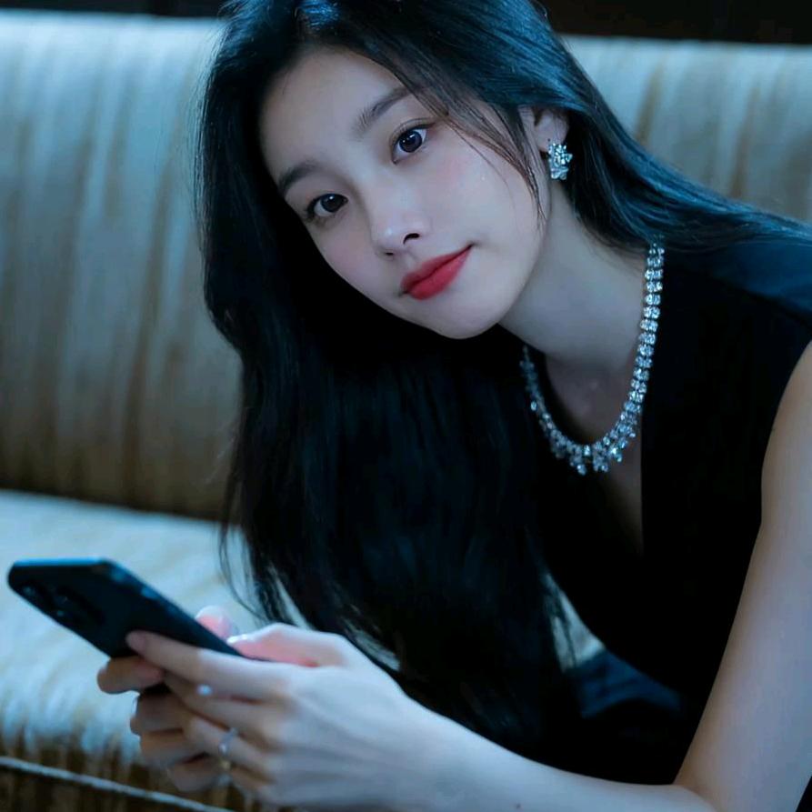 会逃跑的小乖乖🐰