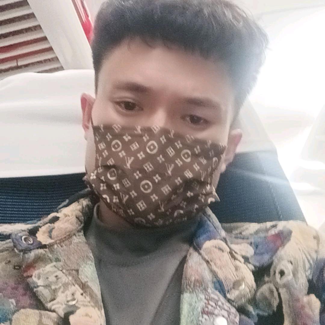 单身~：。。！？小雷