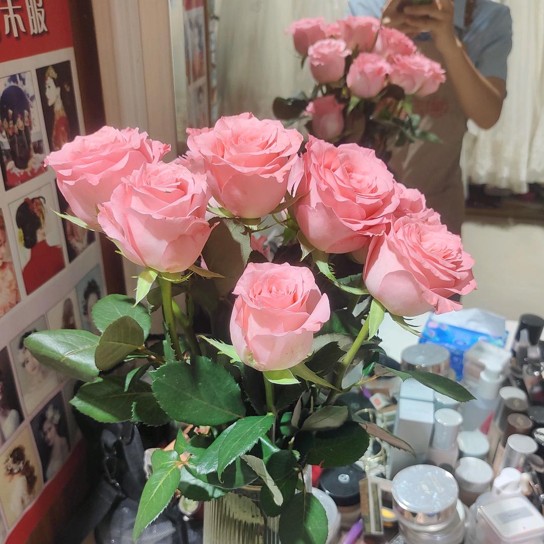 BBBB鲜花批发梁总