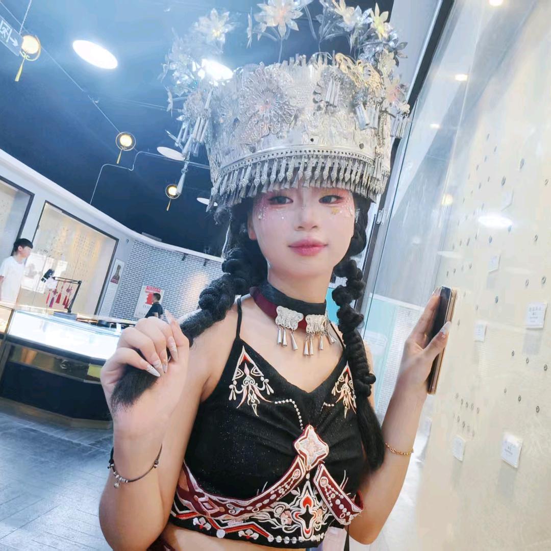左手牵右手