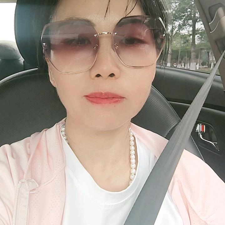 向阳而生，逆光而来，才配得上所有美好！