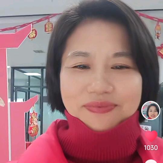 卢夫人（中午14:20开播 ）