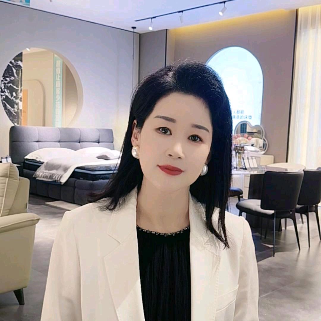 酒泉家具人（月亮姐姐）