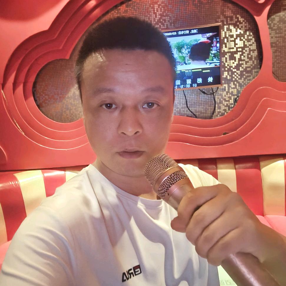 歌手冯港 🎤（首播每晚8：30）
