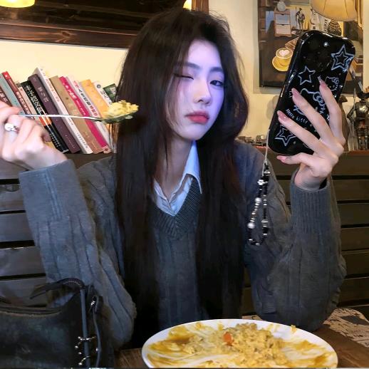 -Xiisෆ̈