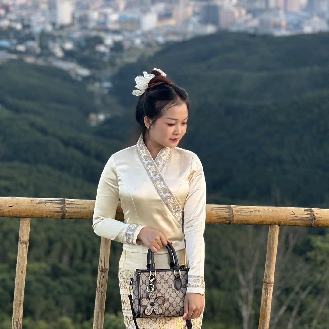 小莫，万里香泰国小火锅