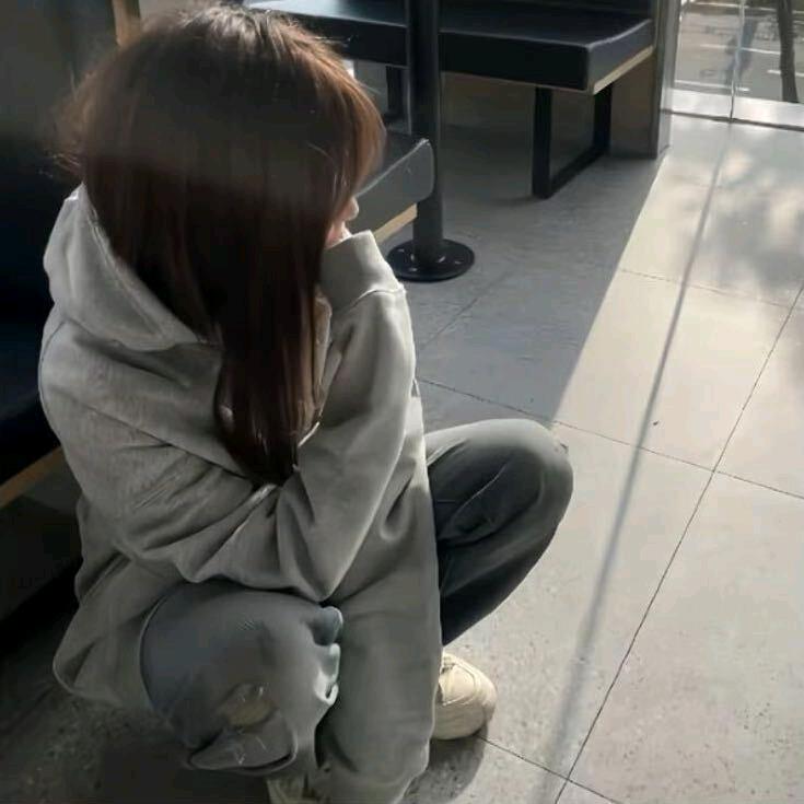 不会再卖萌了/.