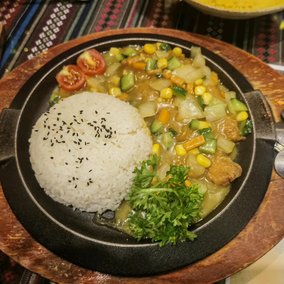 棚户区云南过桥米线