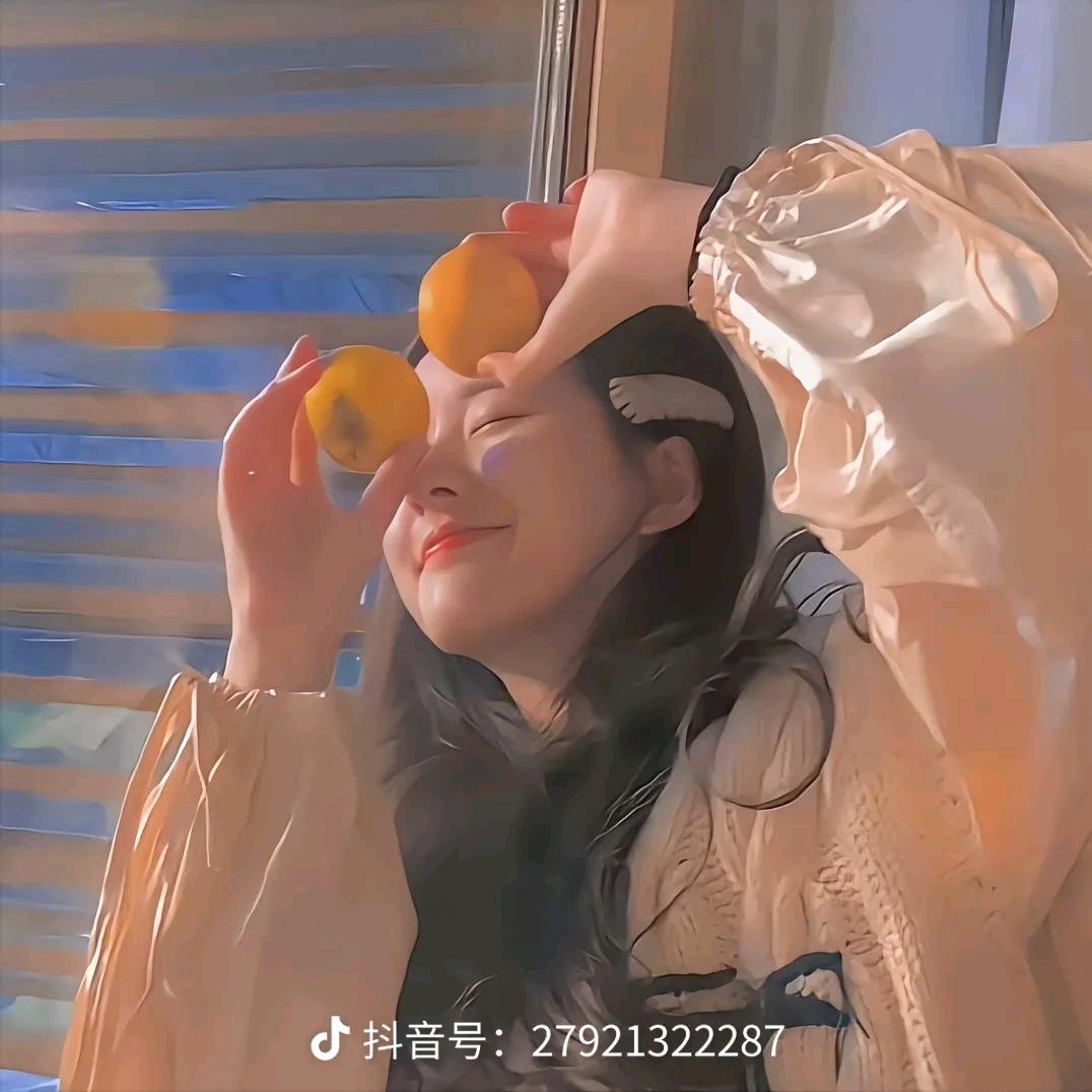 店子集放手工活的小姐姐