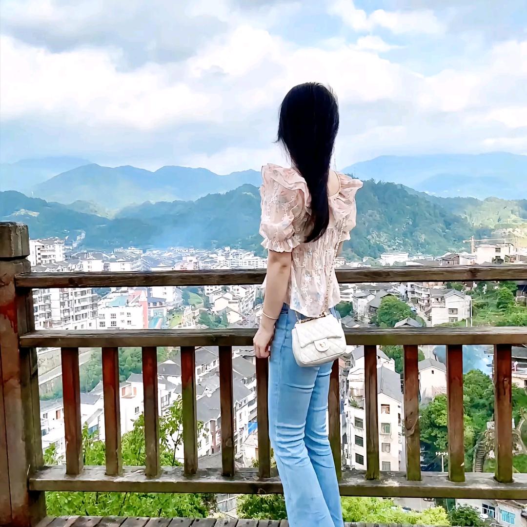 🍇天涯何处🍇无芳草🌿