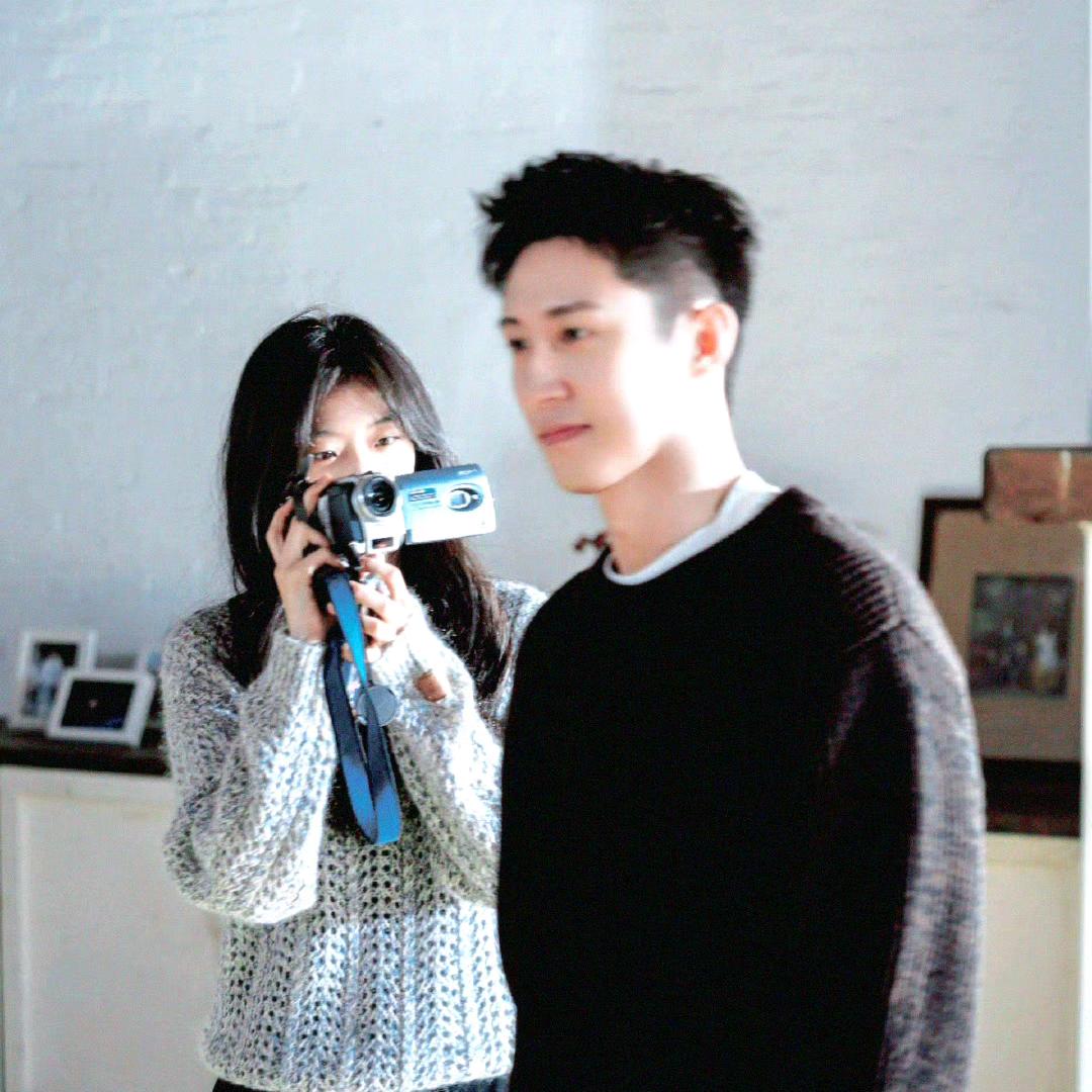 山顶上的兔子。