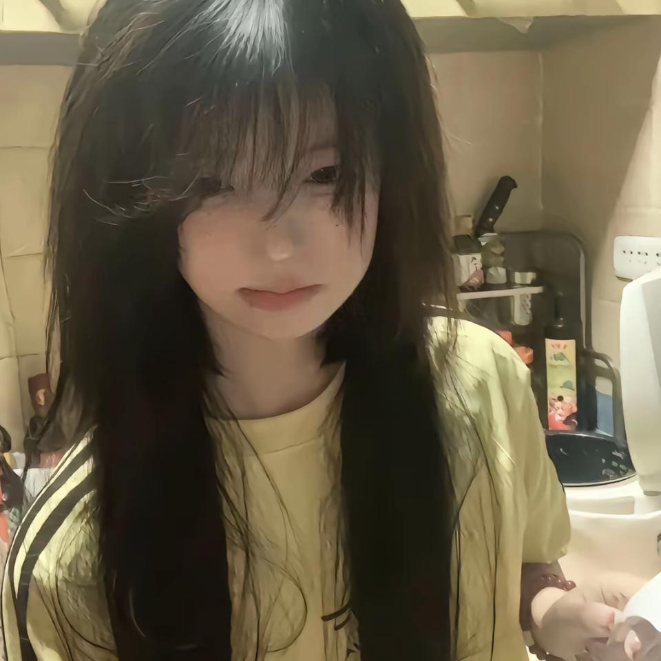 墨然ᕙ(＠°▽°＠)ᕗ