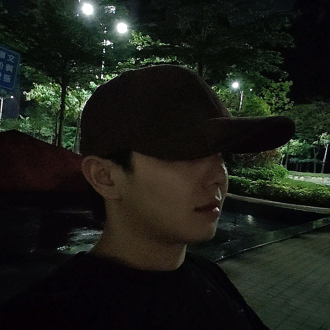 鲸鱼🐳”