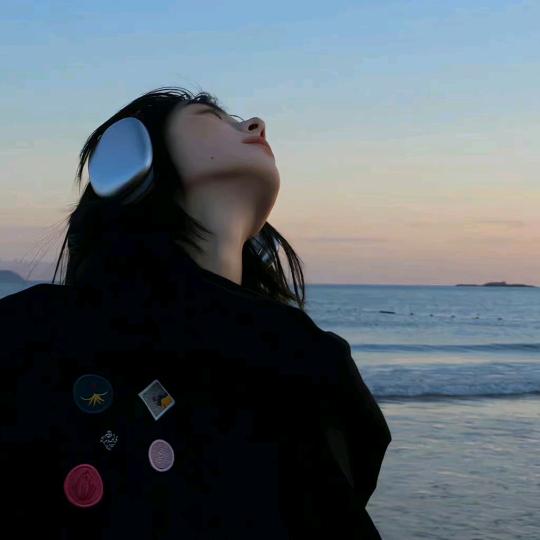 LwaisY-