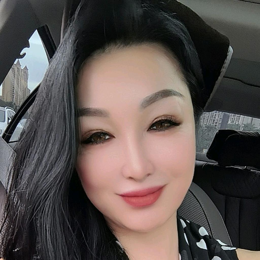 风情伊人