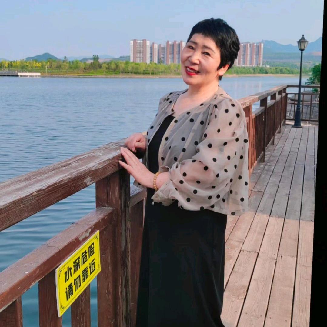 风轻云淡