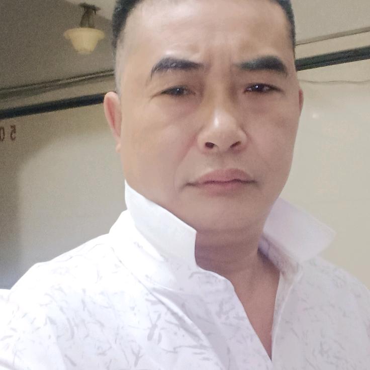 陈德富，游子