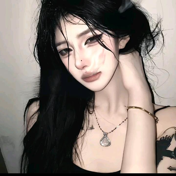 渊.