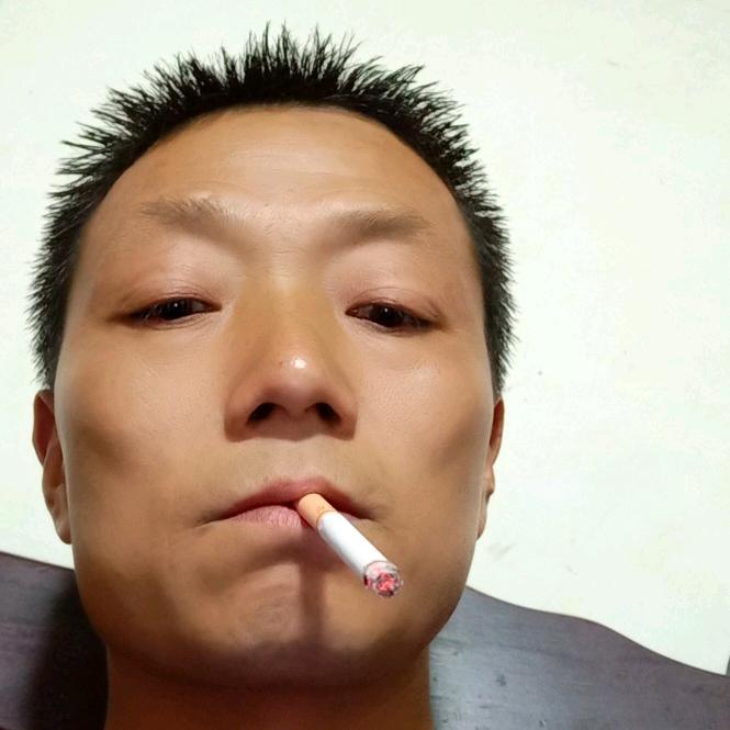 向爱明