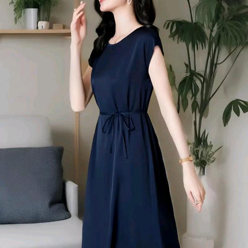 韩诗蔓服饰商行