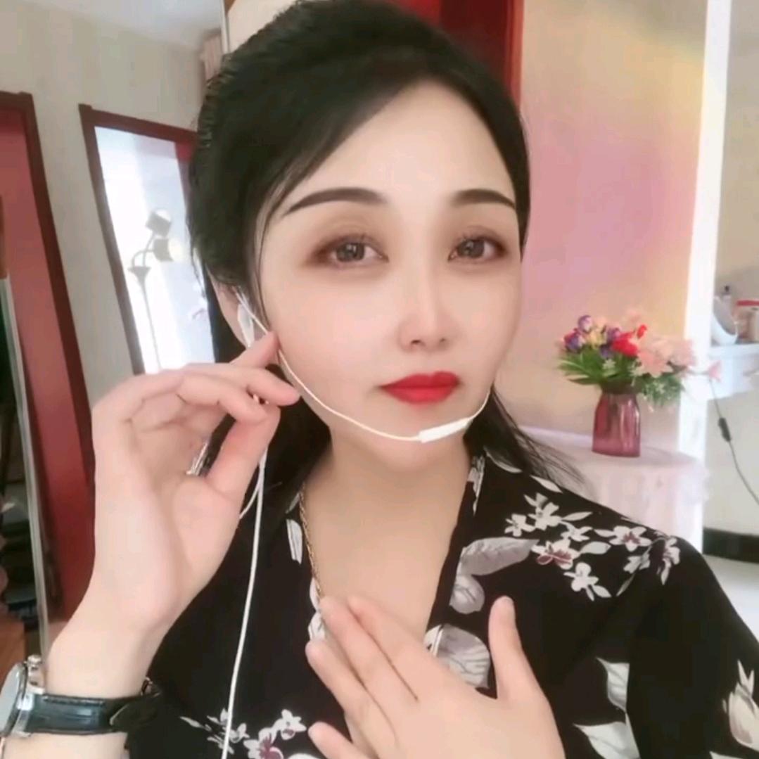 丽影