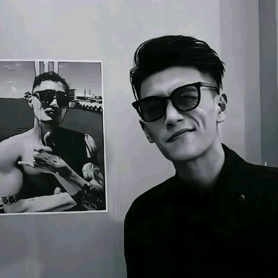 z.•