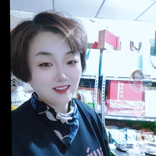 济南五岳茗茶王彤