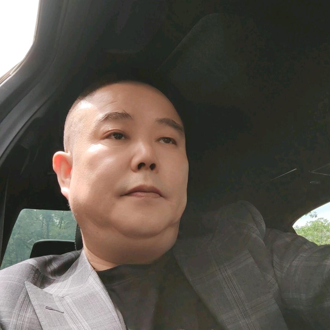 犇牛