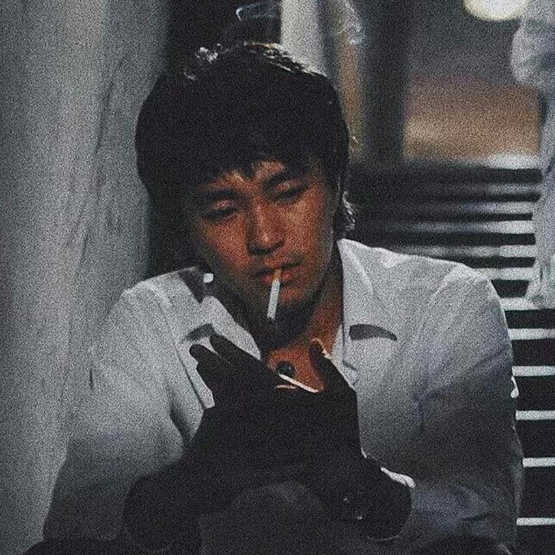 🚬白衬衫