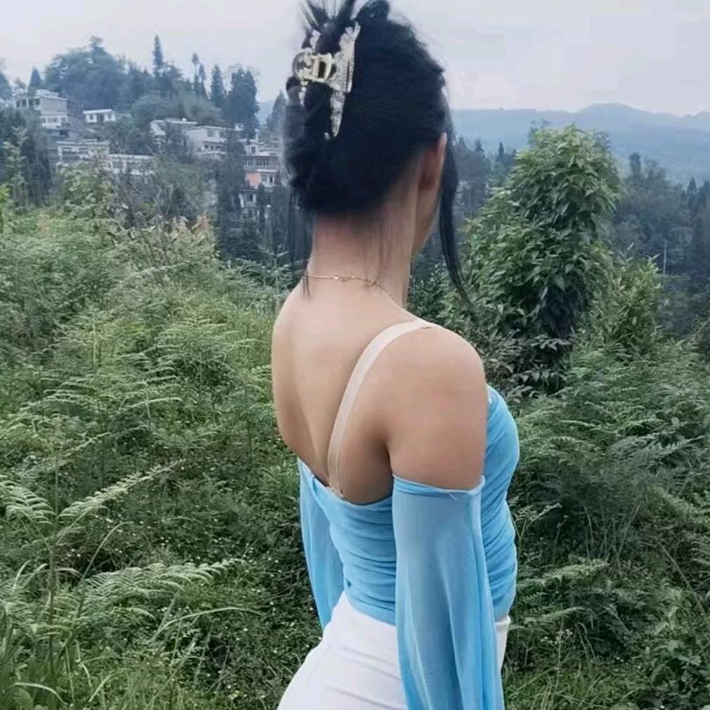 策克口岸小姐姐