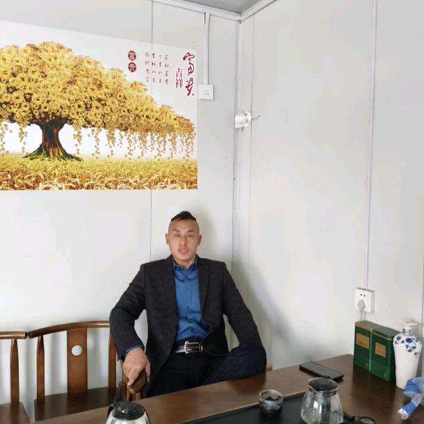 专业回收塑料布编织袋门帘子。复合膜。