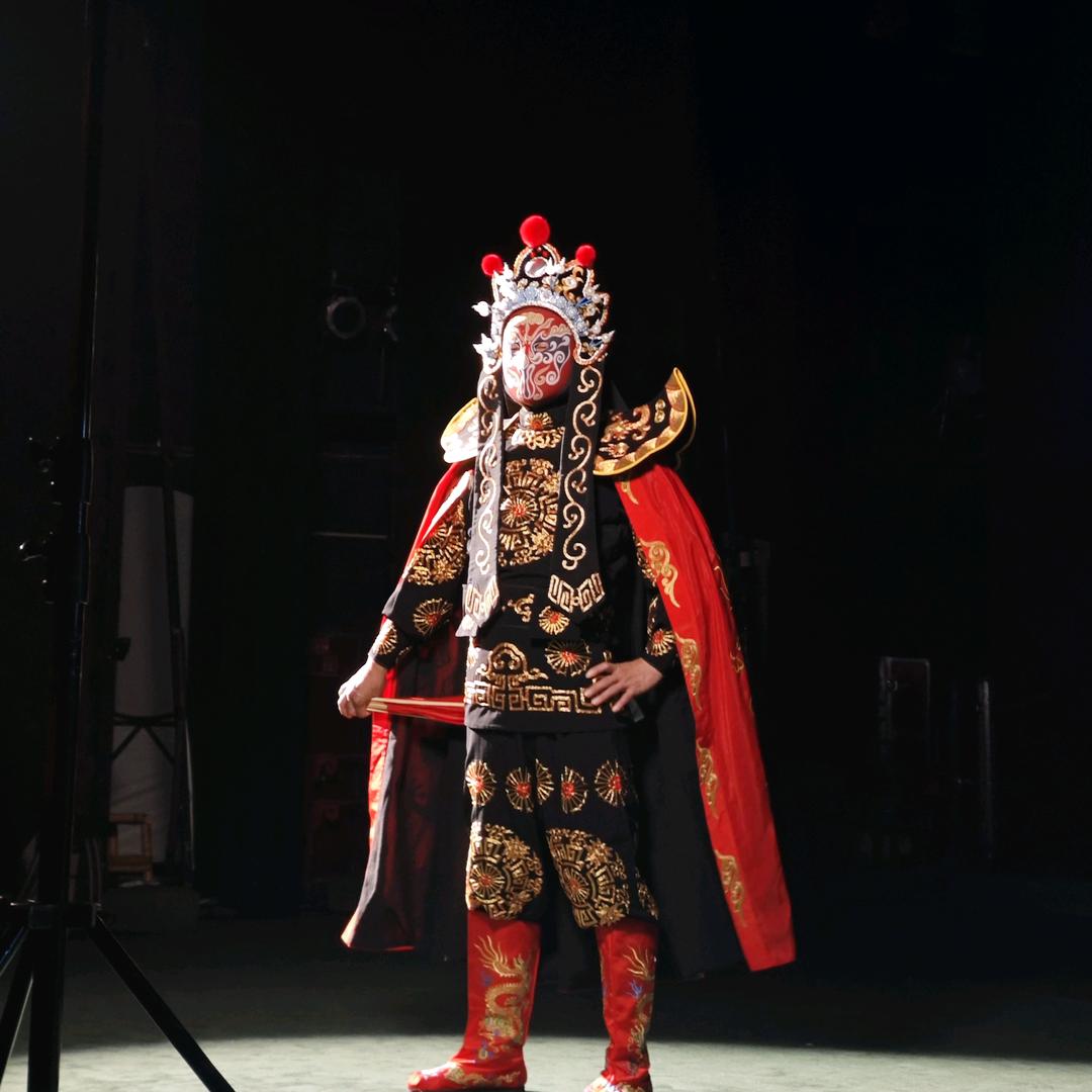阿亮爱变脸