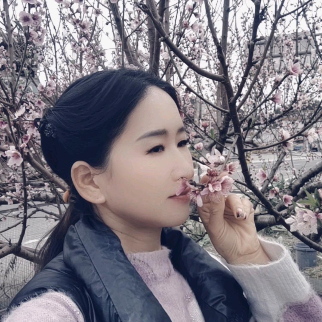 💐小草☘️💪