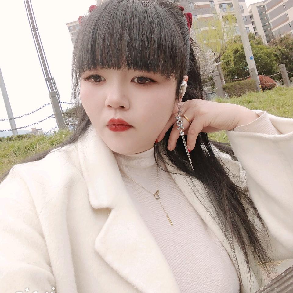 ᭄💞᪲: ღ᭄💞笑着ξ退💞场໑ຼ₀