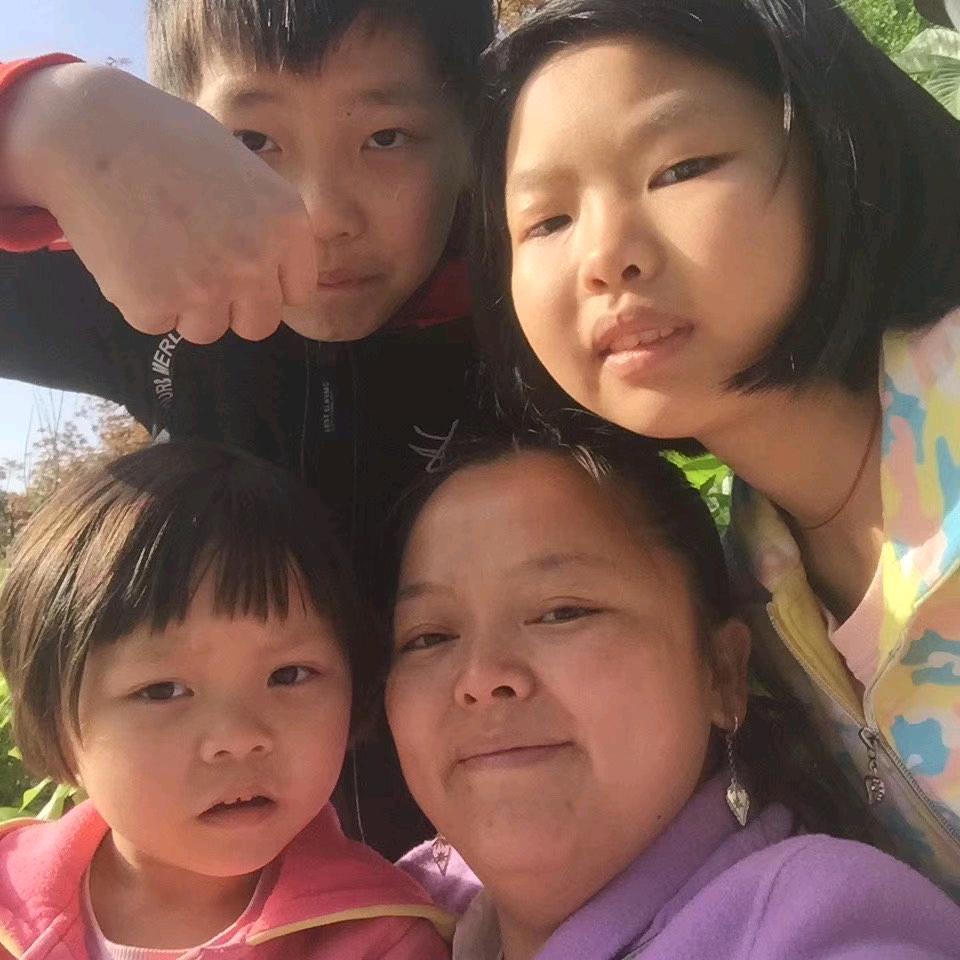 薛姐.请家人们不要连续点赞 感谢大家