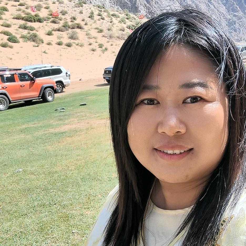 临河驾校女教练张敏