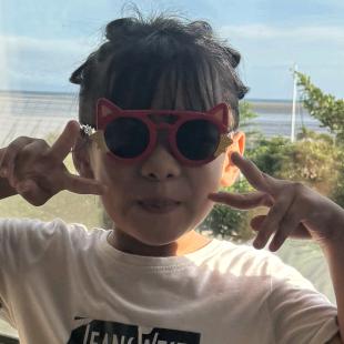 让你想破脑袋都猜不到我是谁！！！