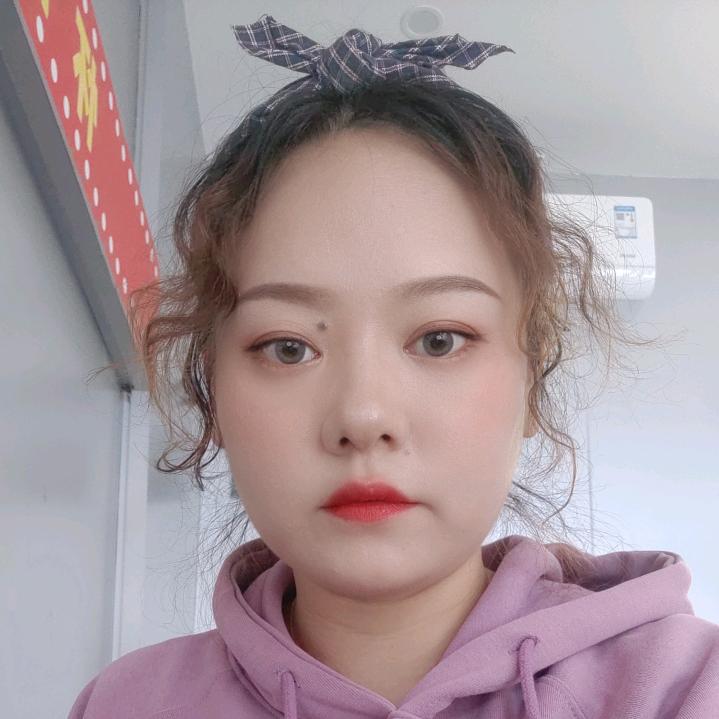 衣依鸭手撕酱板鸭