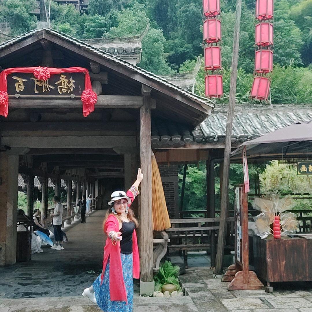 上官洛汐
