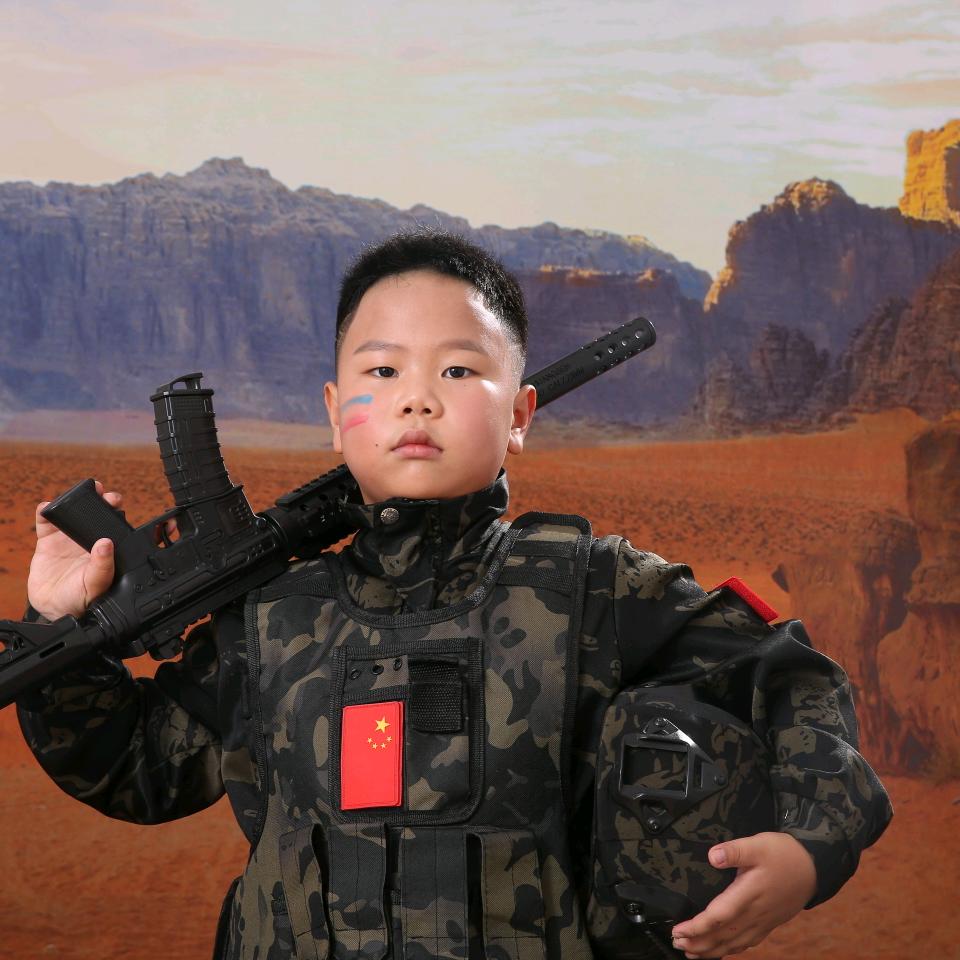 余子锐