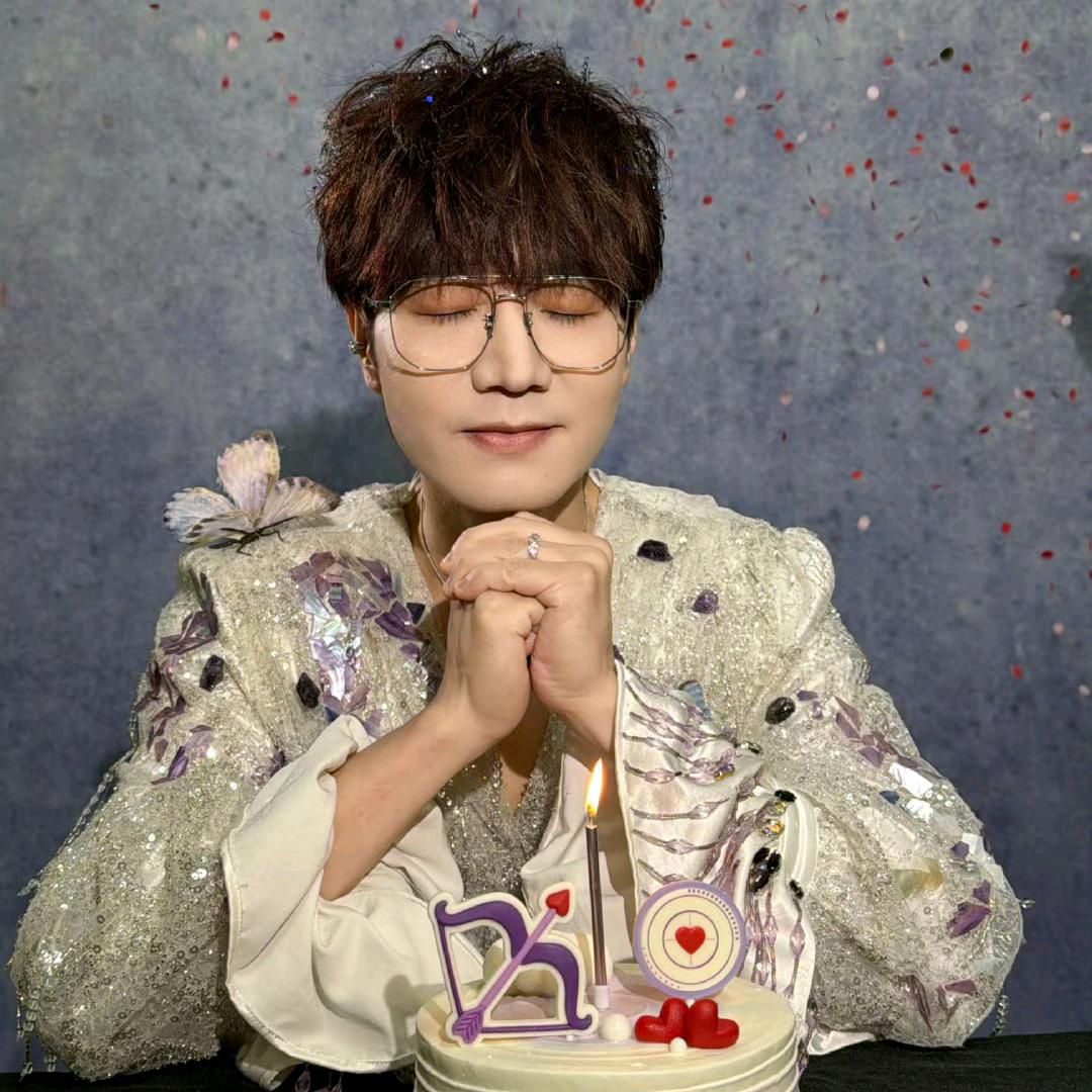 琦儿（魔术团）