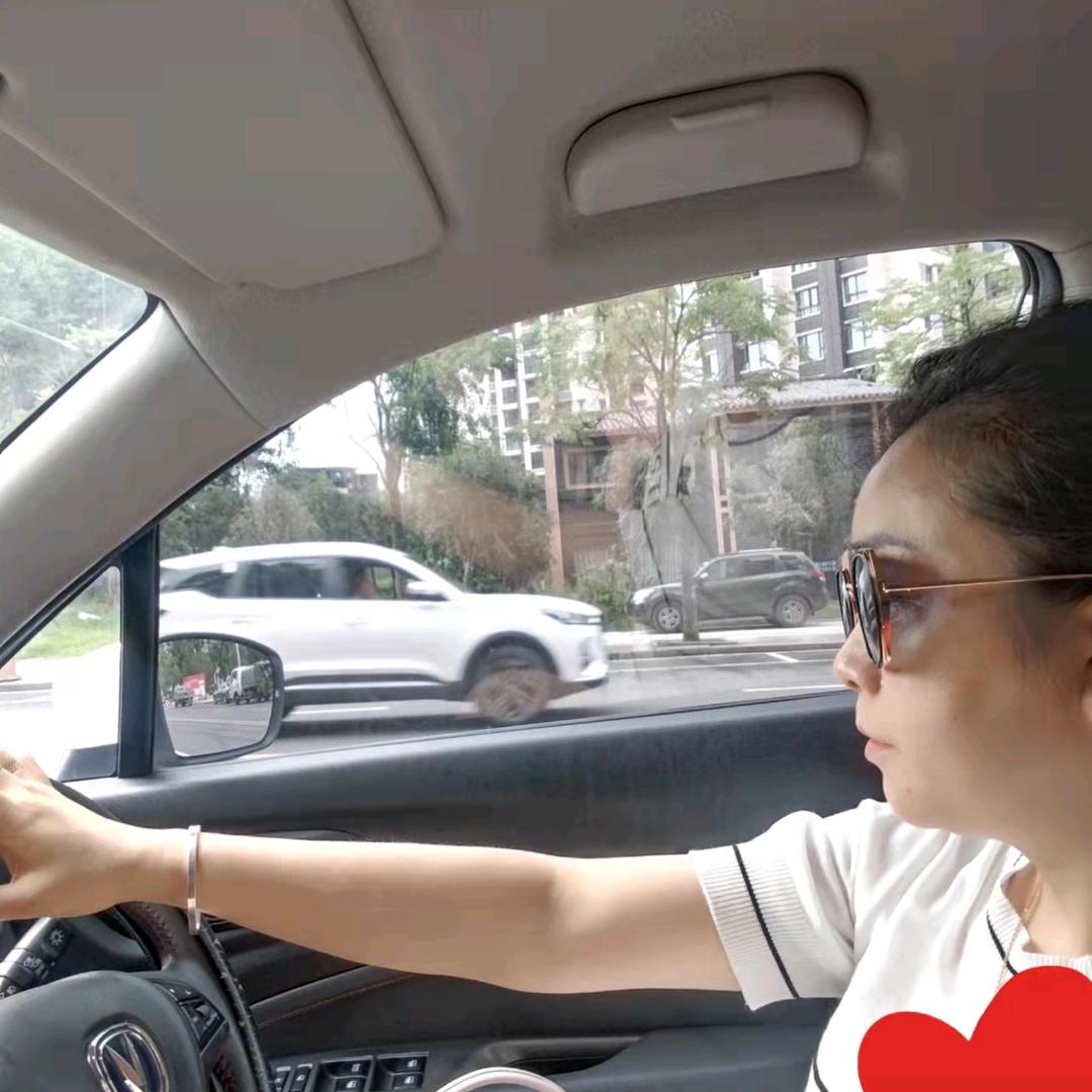 红儿🌟🌟💄 💰