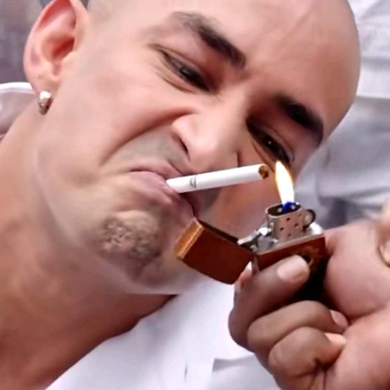 海南机长zippo火机维修（之魅工作室）