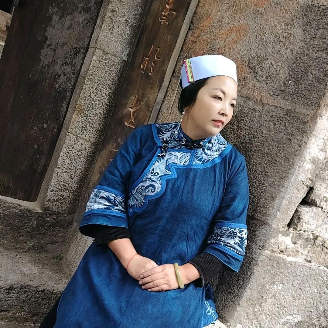 系腰姨妈