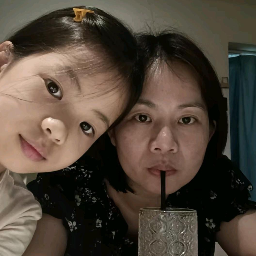 可爱的⭐️伶伶呀！